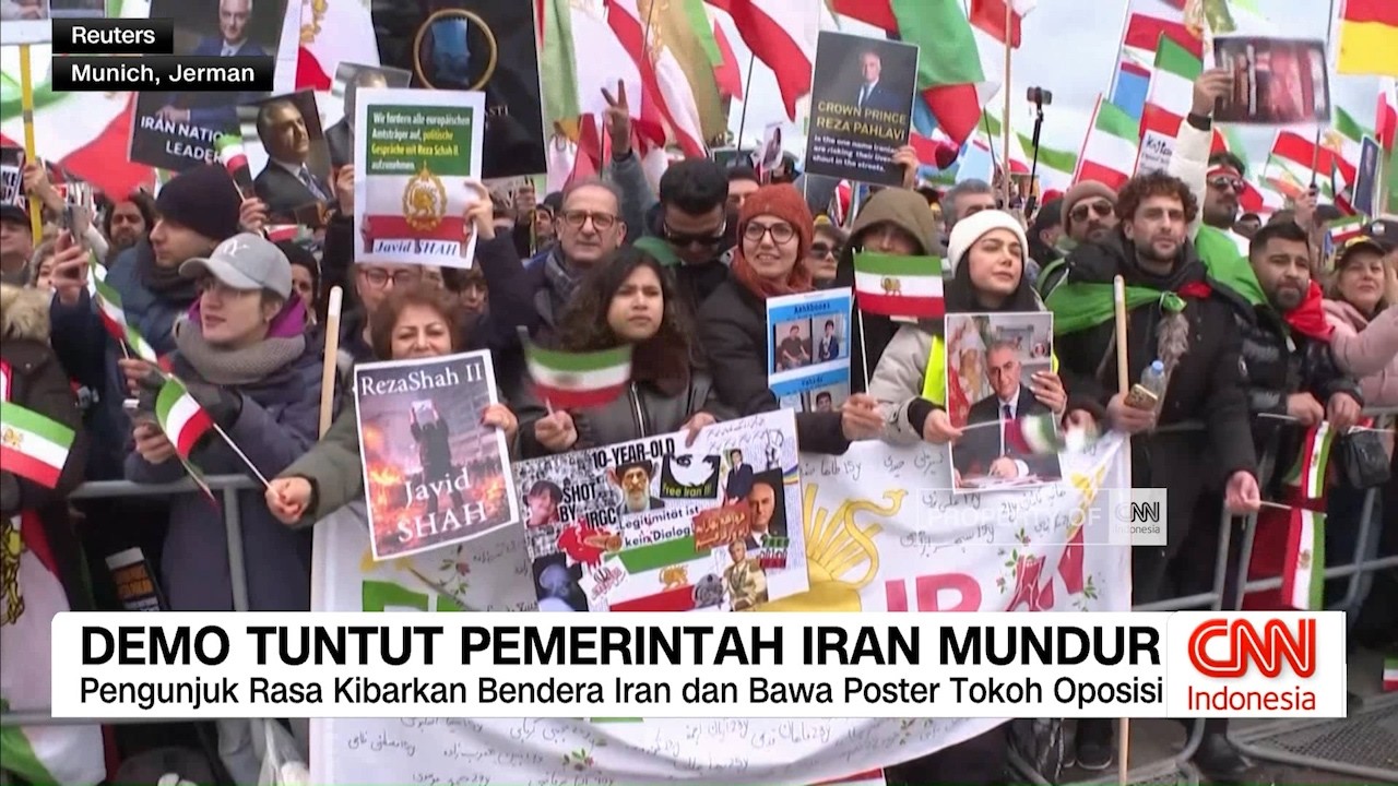 Demo Tuntut Pemerintah Iran Mundur