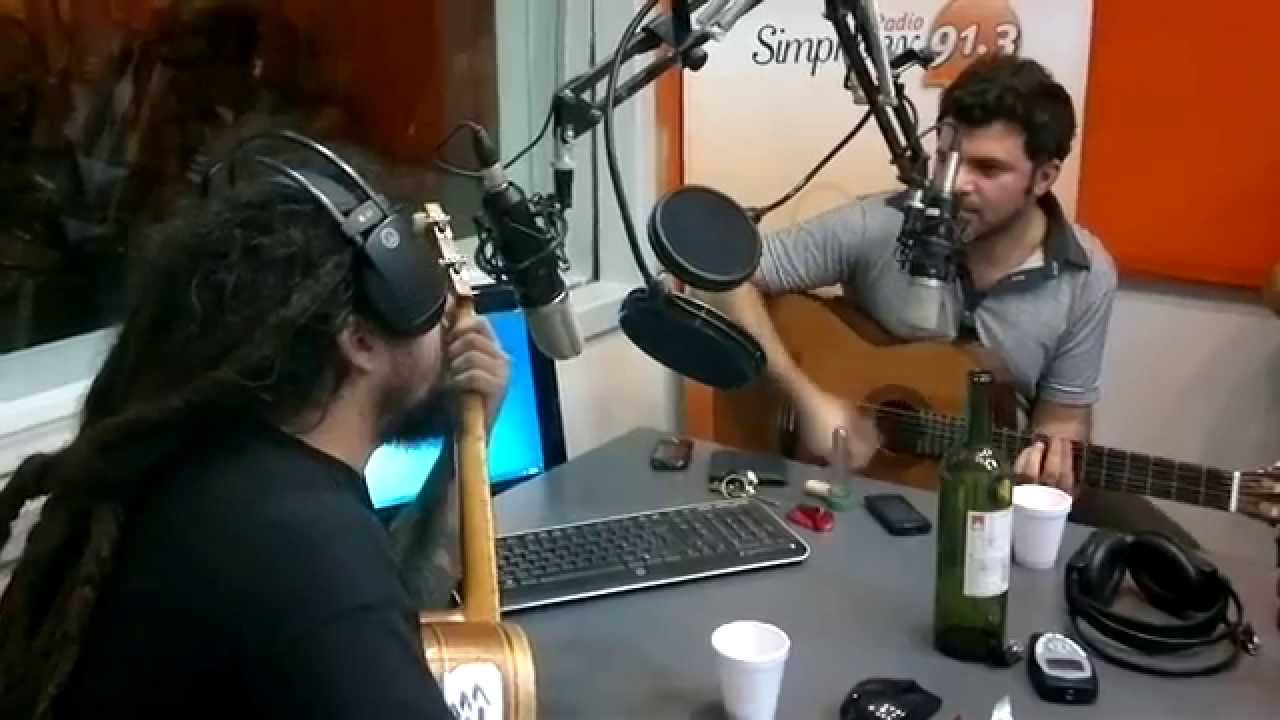 Karamelo Santo - Just like heaven en vivo en La Idea Fija (versión cámara)