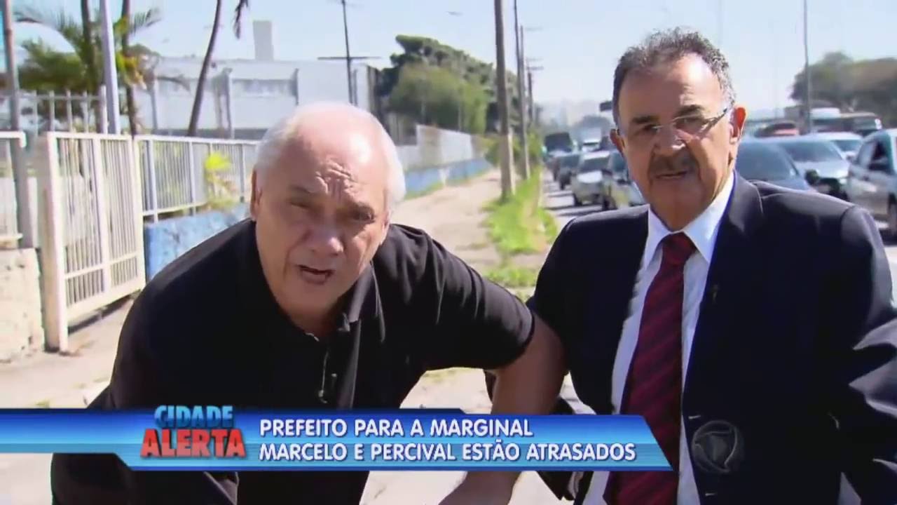 Após redução velocidade nas marginais, Marcelo e Percival andam de patinete