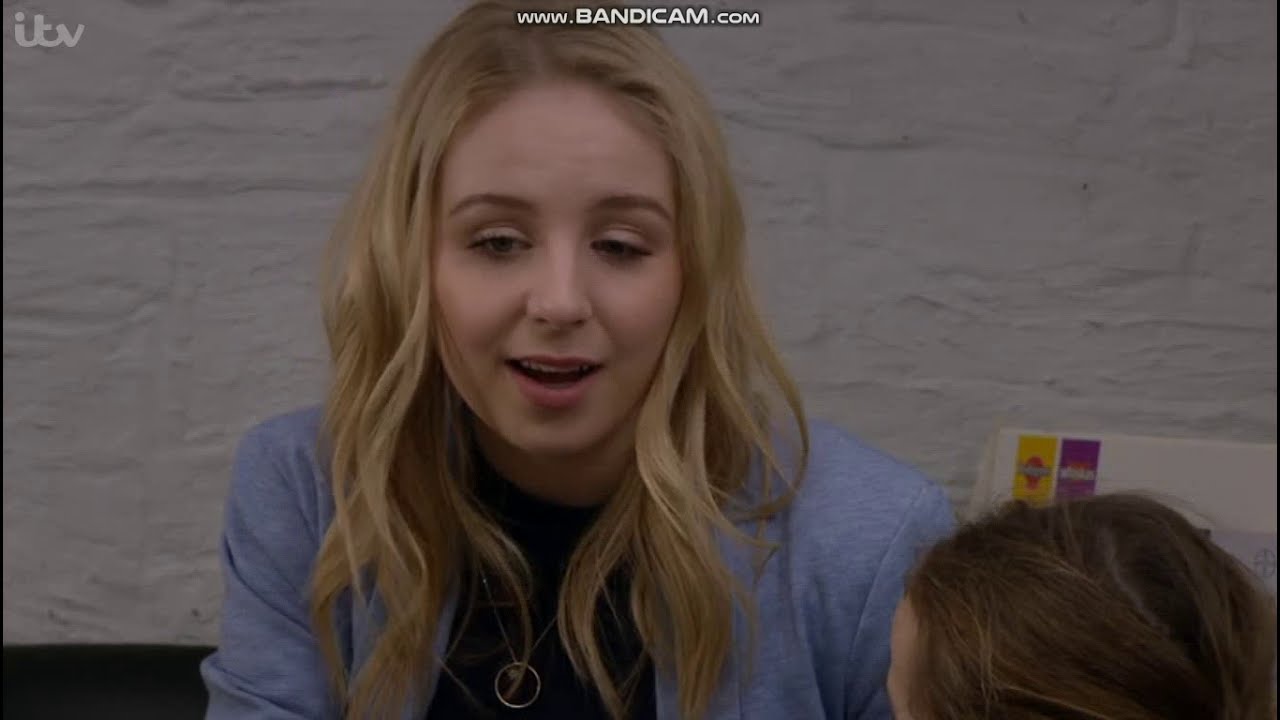 Eden Taylor-Draper (Belle Dingle) - Black Tights - 27/4/20