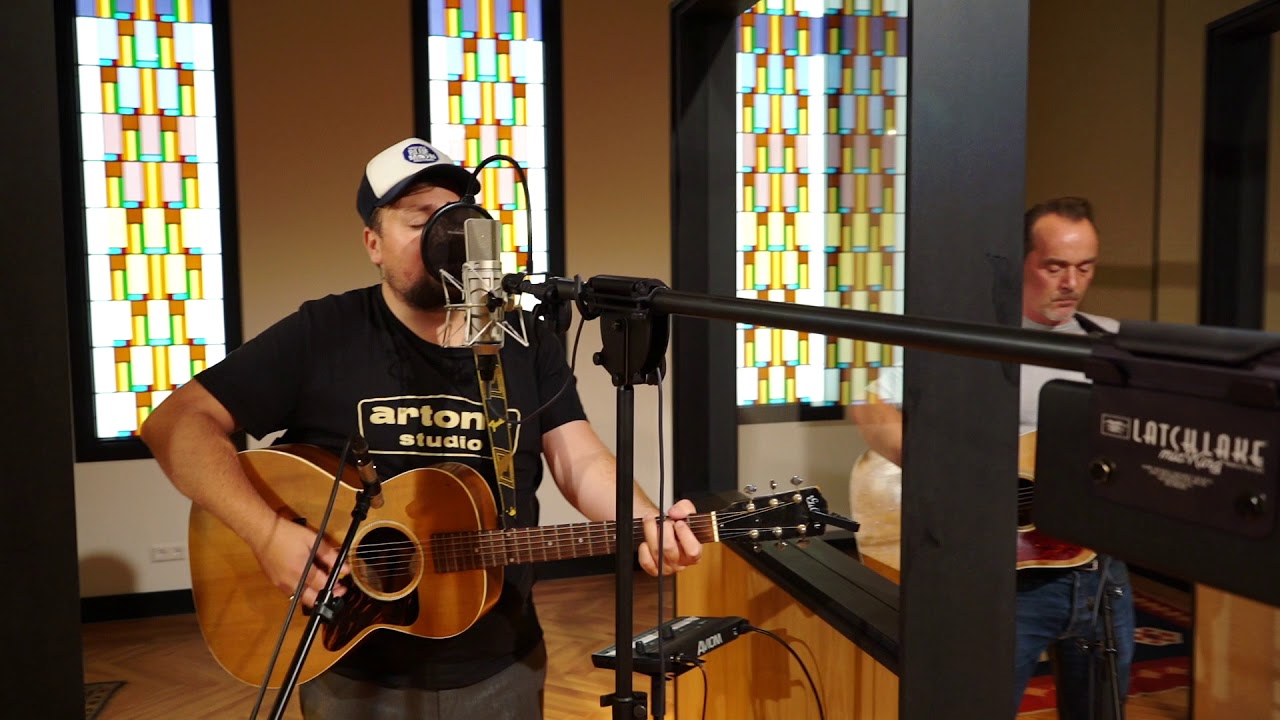Tim Knol en Blue Grass Boogiemen - Far From Me Now (Live at the Artone Studio, Haarlem)