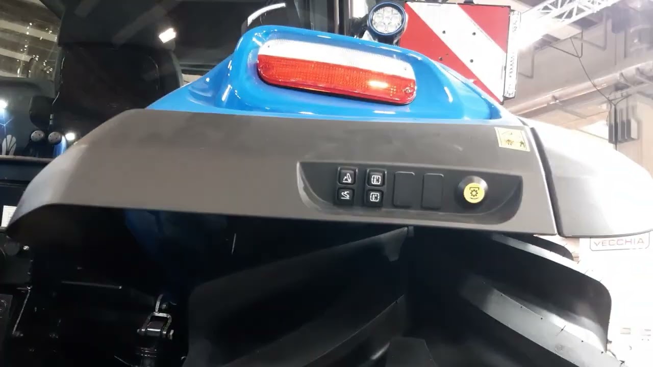 NEW HOLLAND T7.3OO FIERAGRICOLA 2026