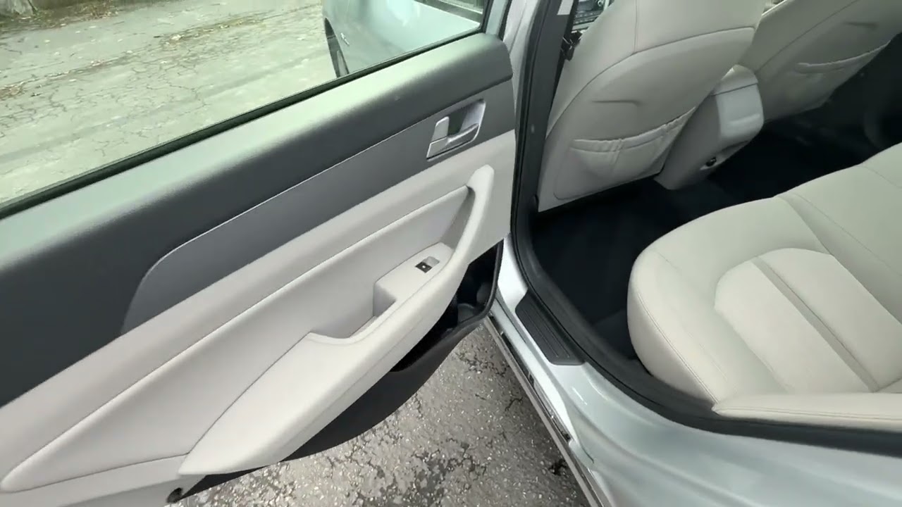 HYUNDAI SONATA HYBRID FOR SALE AT LOYAL MOTORS