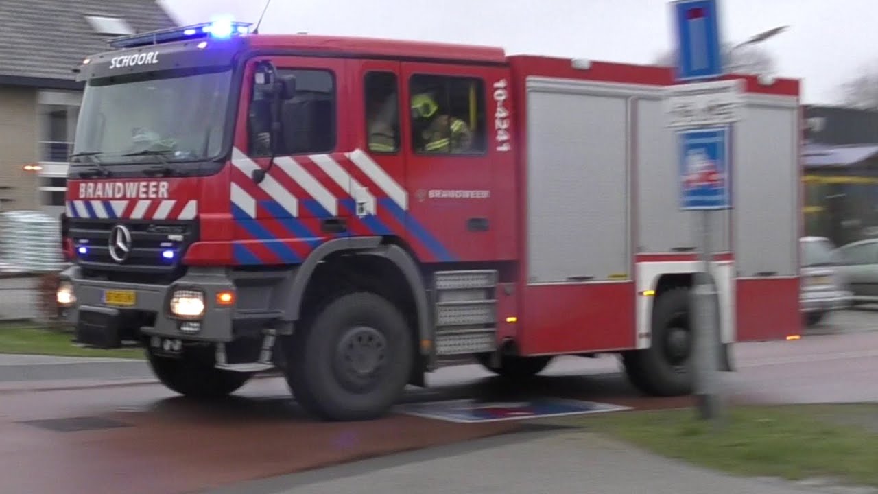 Zeer Grote Brand in PCC Fabritius Alkmaar  || Brandweer Schoorl PRIO 1 tijdens Storm Ciara