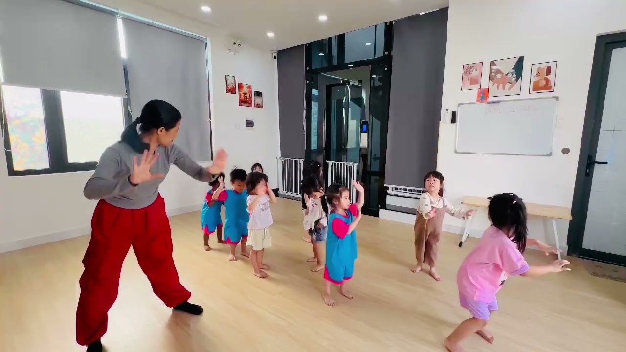 🐧🌸 CÙNG SEALLY CLASS HỌC NHẢY CHÀO XUÂN – ĐÓN TẾT 🌸🐧