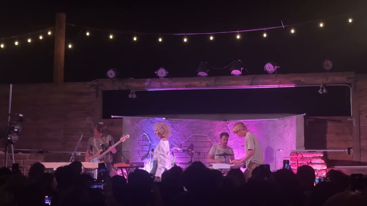 Tennis Live at Pappy & Harriet's on 8/22/25