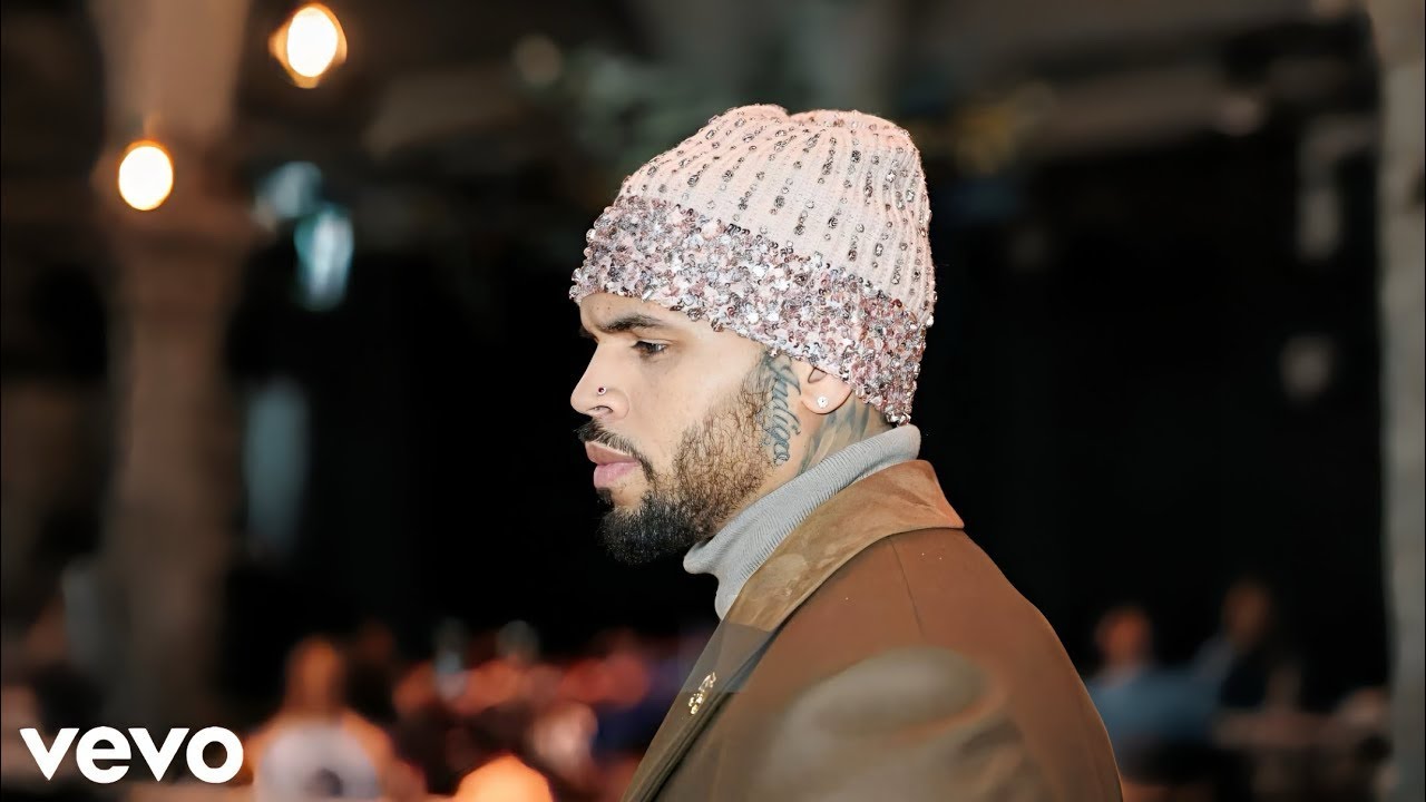 Chris Brown Bleeding in Silence | Deep Emotional R&B Song (Heartbreak & Pain)