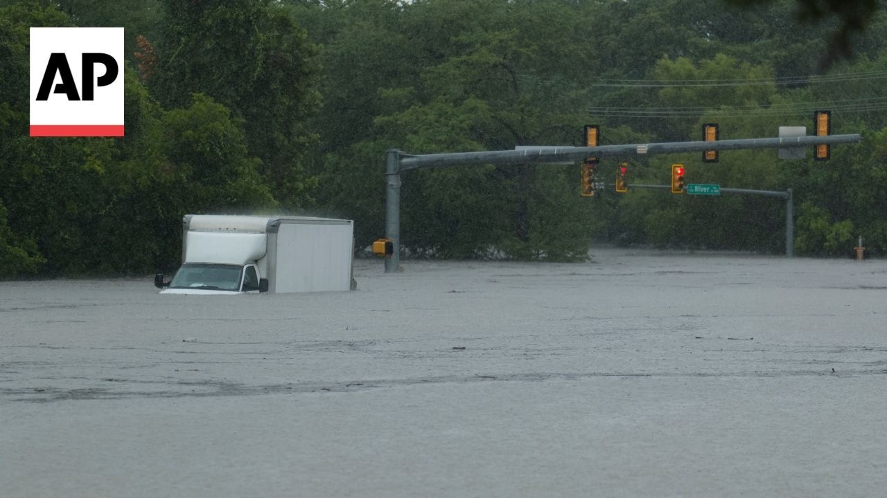 Flooding forces evacuations in parts of South Texas