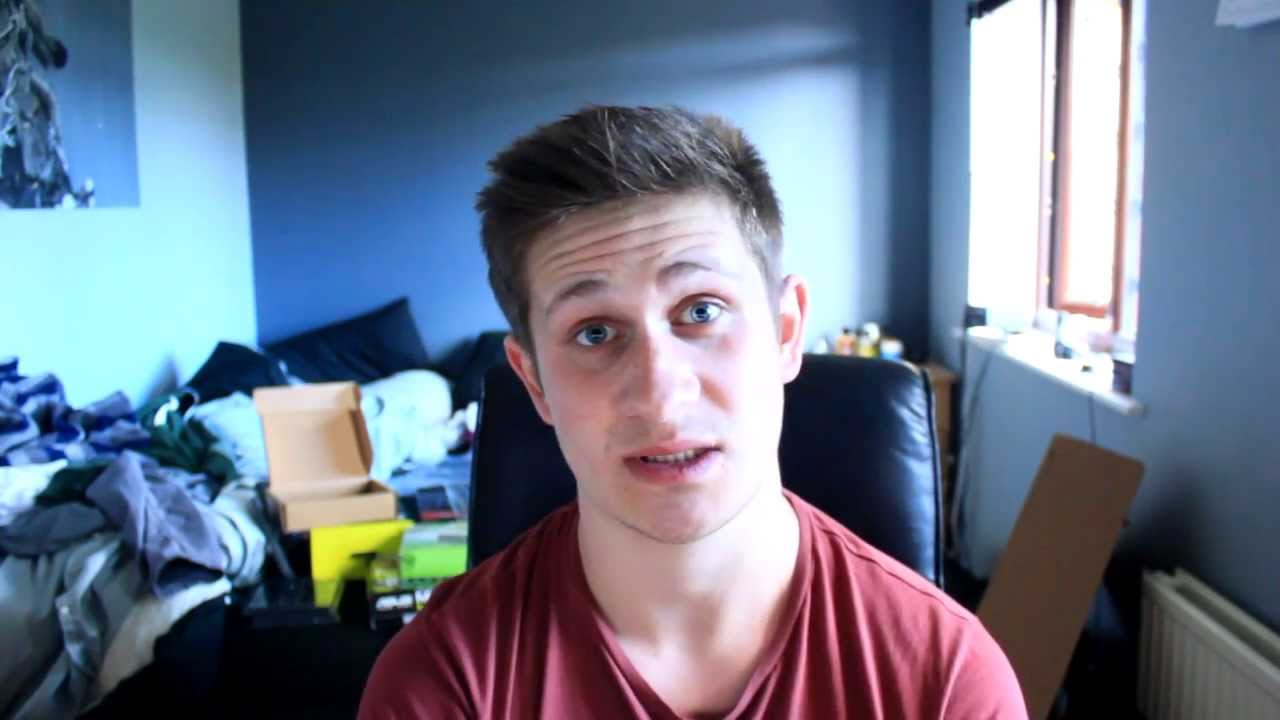 VLOG: I'M BACK! Lets make some videeoooss!