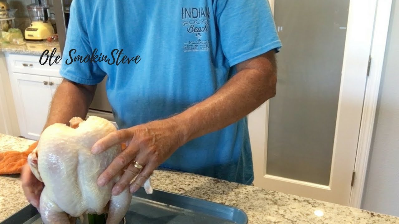 Курица из пивной банки на камадо Akorn