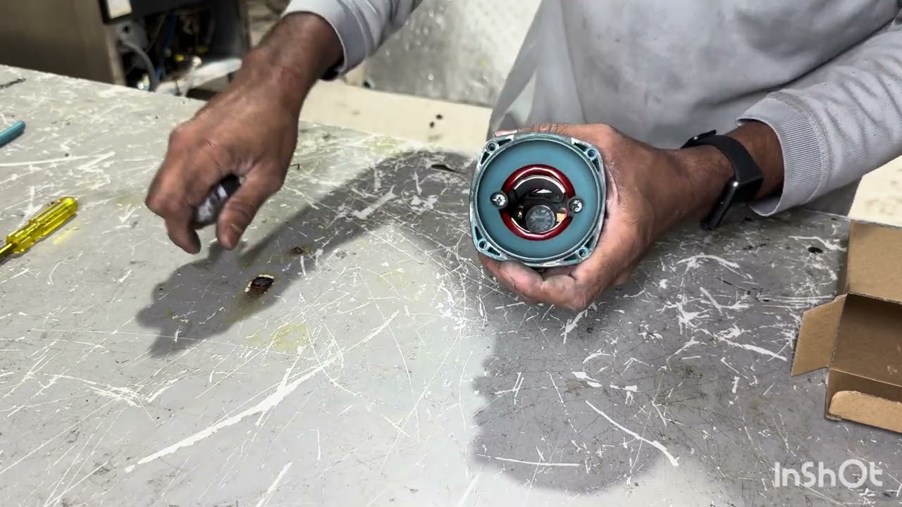 makita grinder 9554hn field coil replacing