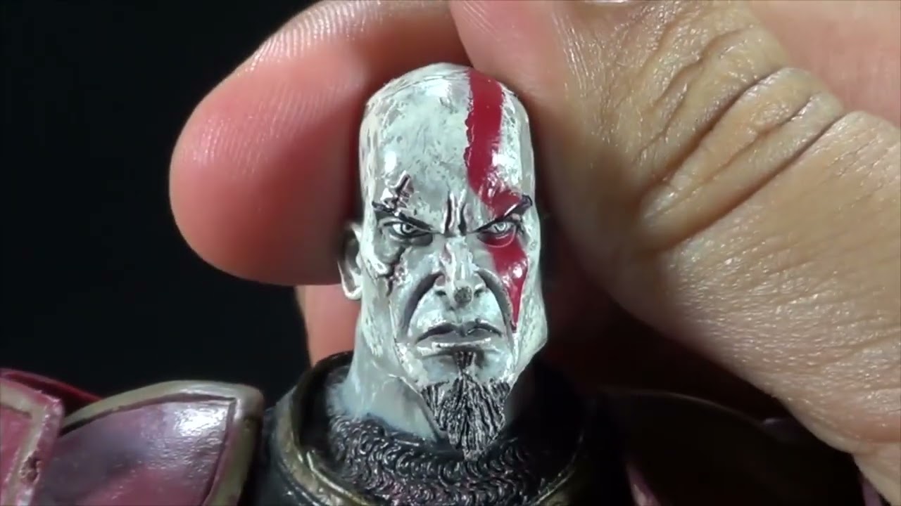 Kratos Armadura de Ares Copia⧸Pirata⧸K O⧸Knock Off,Bootleg God of War NECA Review en Esp