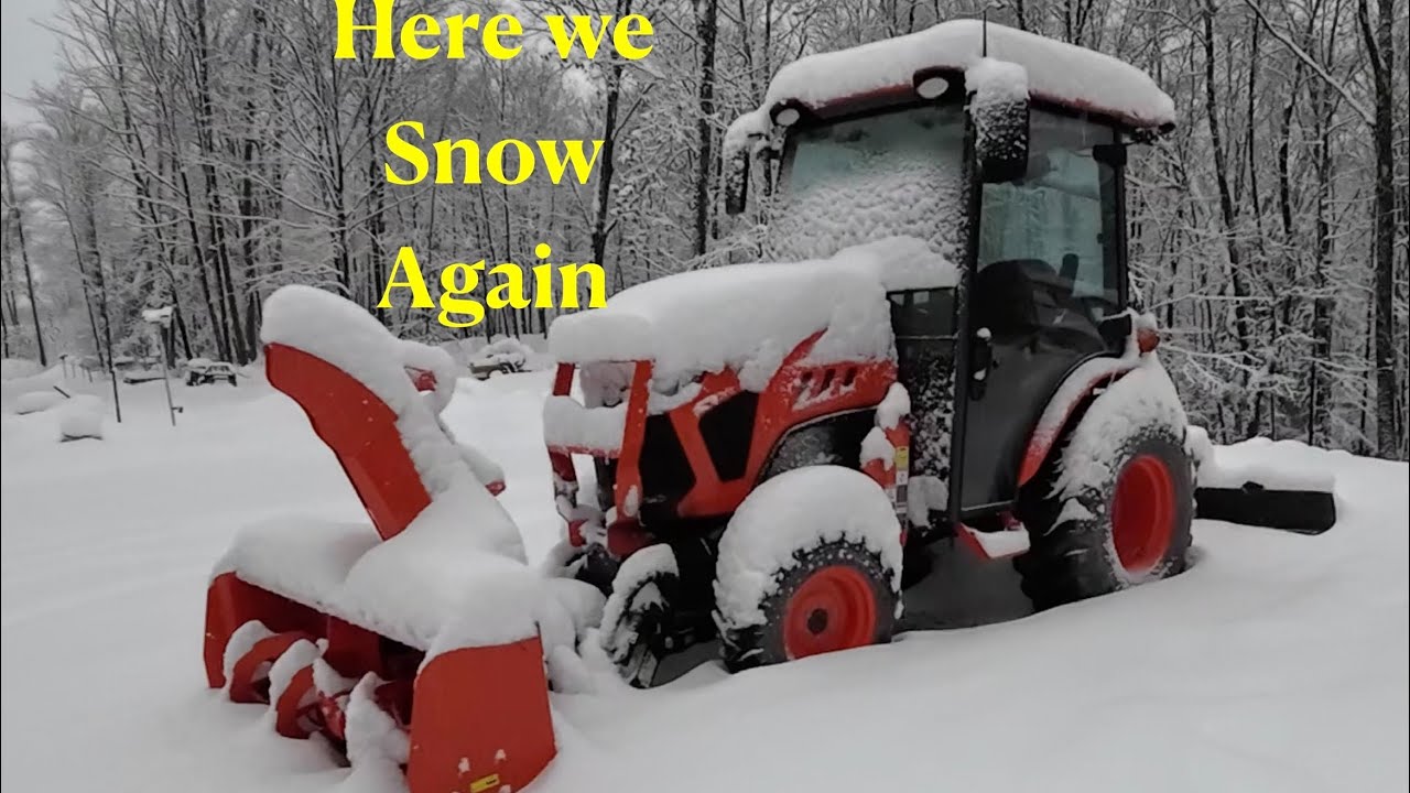 Kubota борется с обильным мокрым снегом. Снегоочиститель Kubota Lx2963