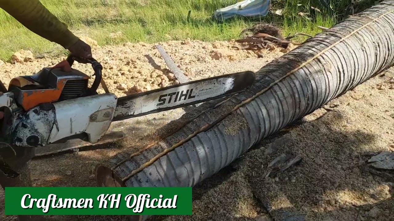 Woodworking Project_Woodsawing By Using Chainsaw Machine As Tools On Sliding Palm Wood//