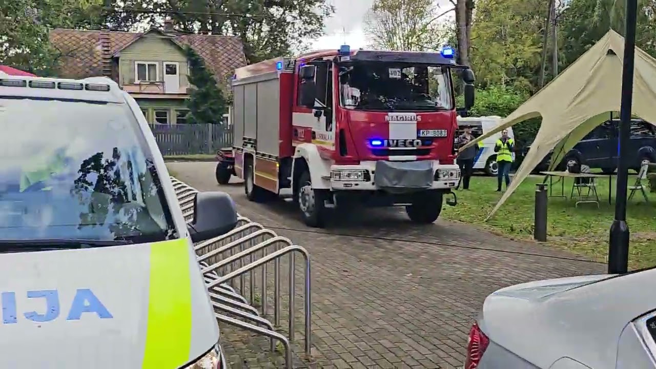 Ar ko aprīkots netrafarētais policijas Škoda Superb un VW Transporter? Fiksē ātrumu, OCTA, tehnisko