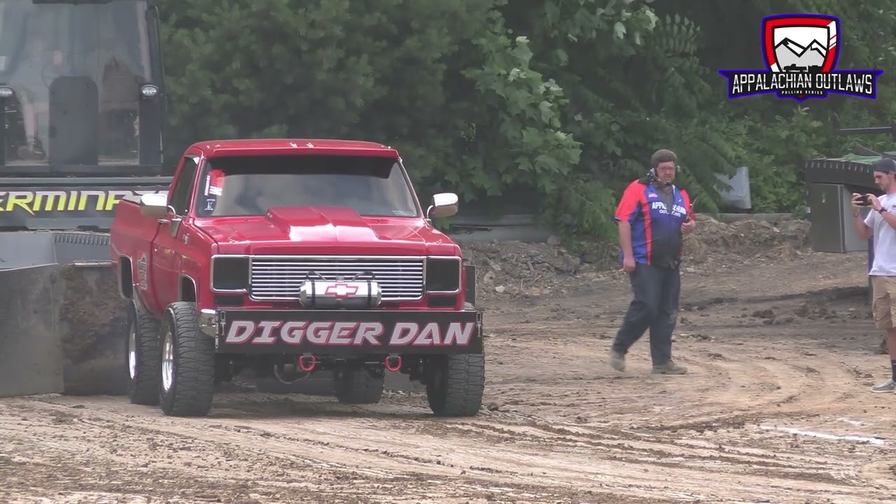 Small Block High Output 4x4 trucks in Farmington, PA 2024
