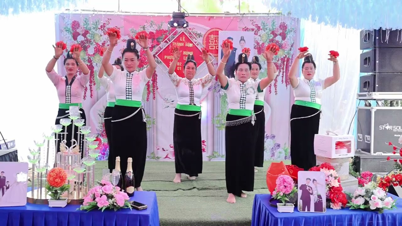 BÀI MÚA ĐVN MỪNG LỄ THÀNH HÔN VĂN HÙNG & PHƯƠNG LINH TẠI BẢN TIN TỐC XÃ PHÌNH GIÀNG  ĐIỆN BIÊN