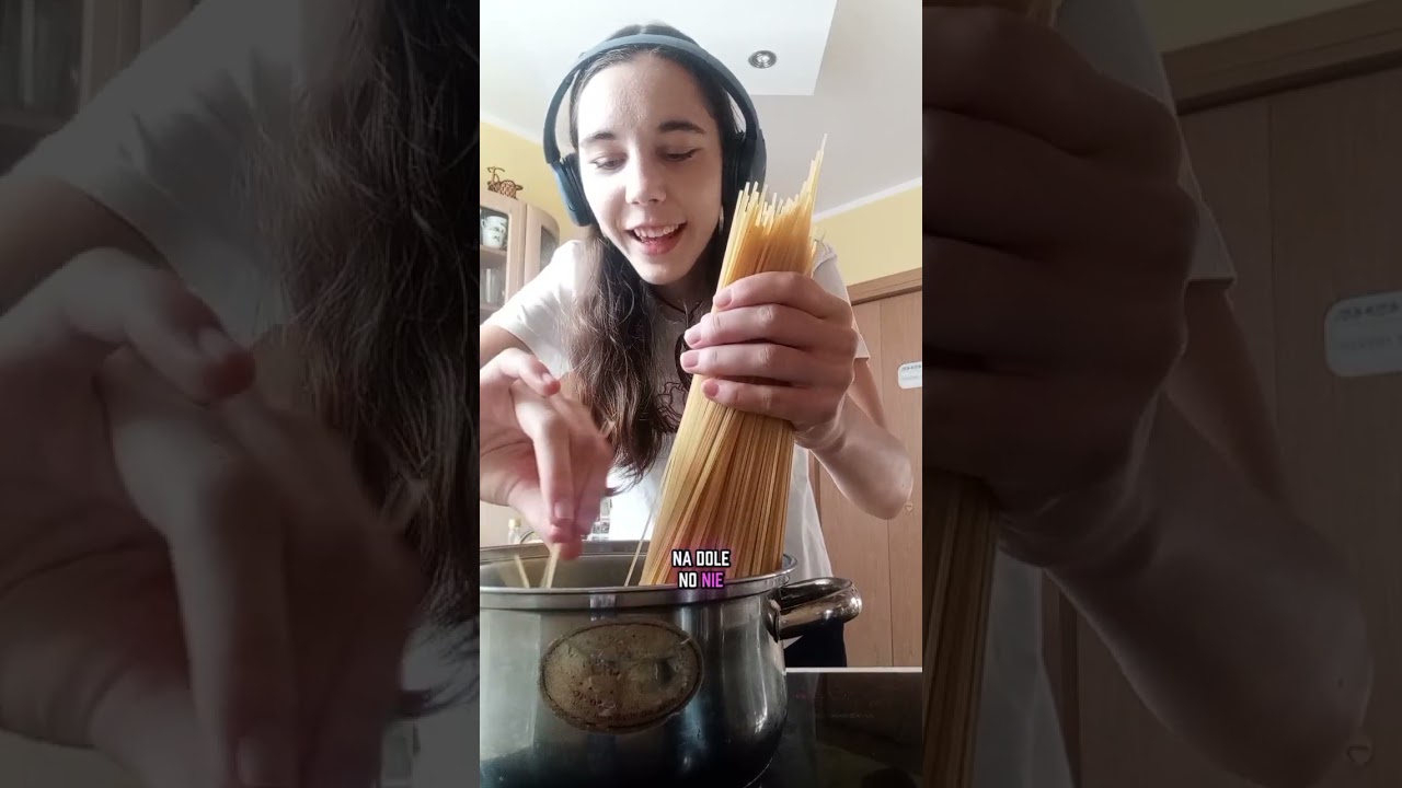 GOTUJ Z MADZIĄ🍝gotuję makaron🤣