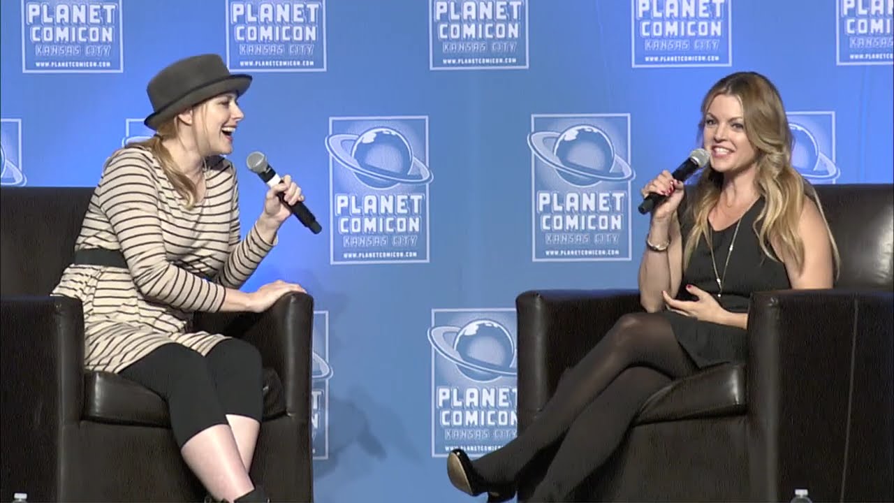 Alexandra Breckenridge Panel | Planet Comicon KC | Virgin River, This Is Us & The Walking Dead Star