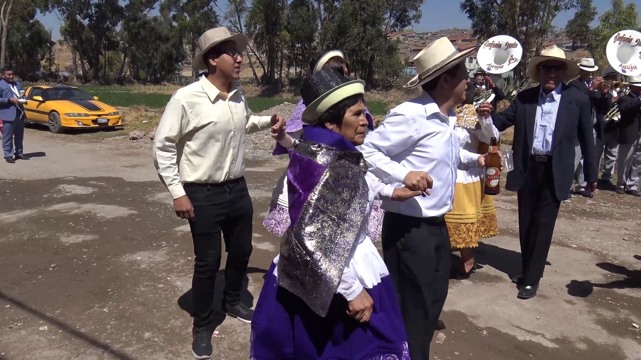 GRAN FESTIVIDAD RELIGIOSA - EN HONOR AL APOSTOL 