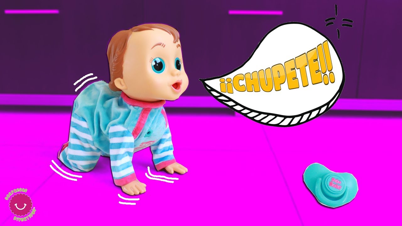 Lucas ensucia la casa 😲 Peke Baby adorable y travieso que gatea
