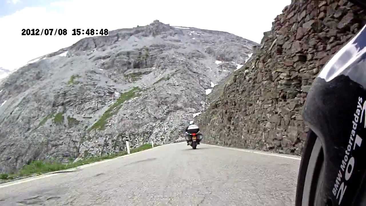Riding the Passo dello Stelvio / Stilfserjoch in 20 minutes ステルビオは20分で通過 R1100RT