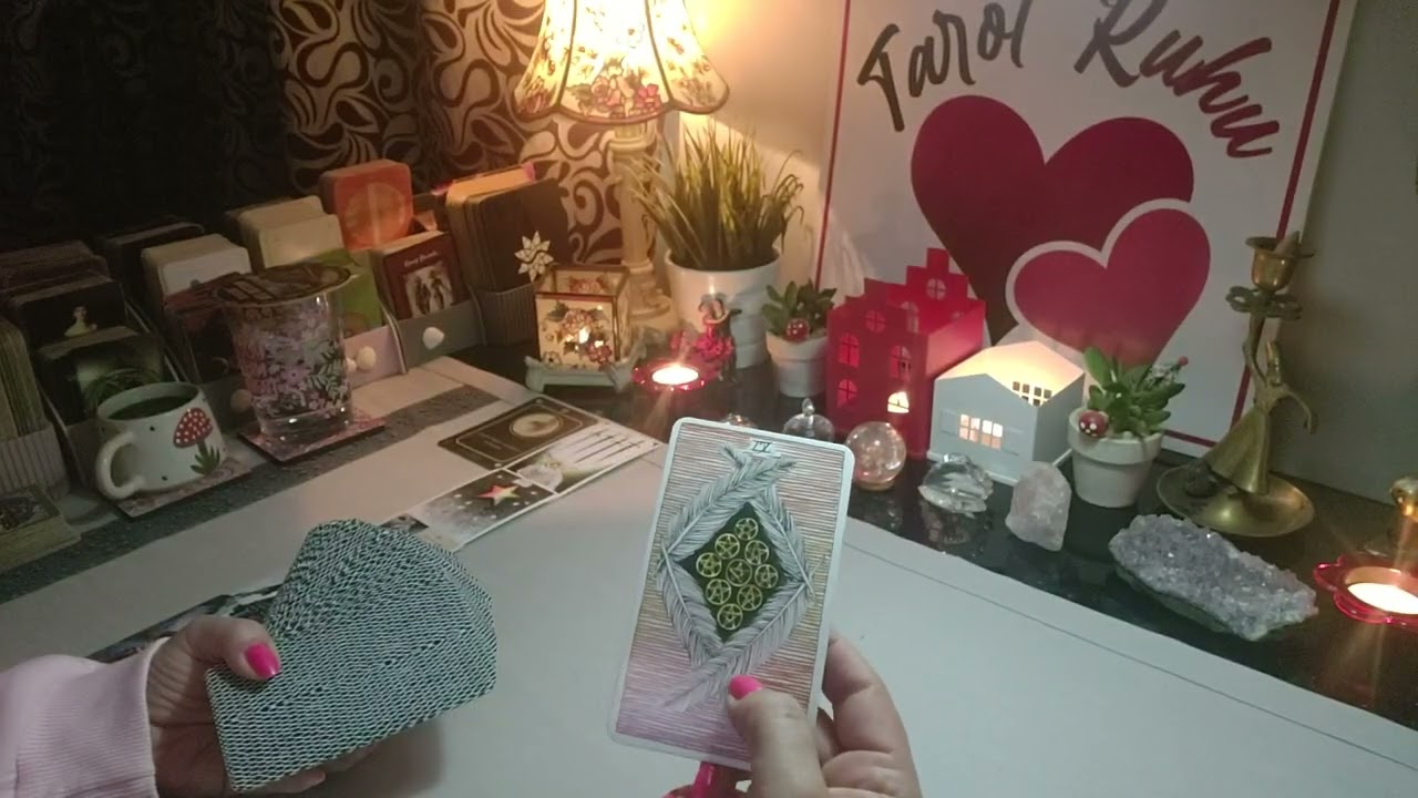 Tam Şu Anda💫 Seninle İlgili En Ger&ccedil;ek Hisleri Neler? 🔮💞🔮