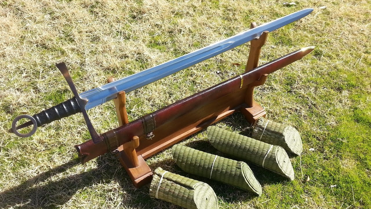 Review and testing of the Irish Single Hand Ring Hilt Sword by Kingdom of Arms