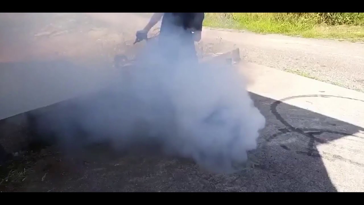 kyl&auml;rallia ja vihainen fiatmies!
