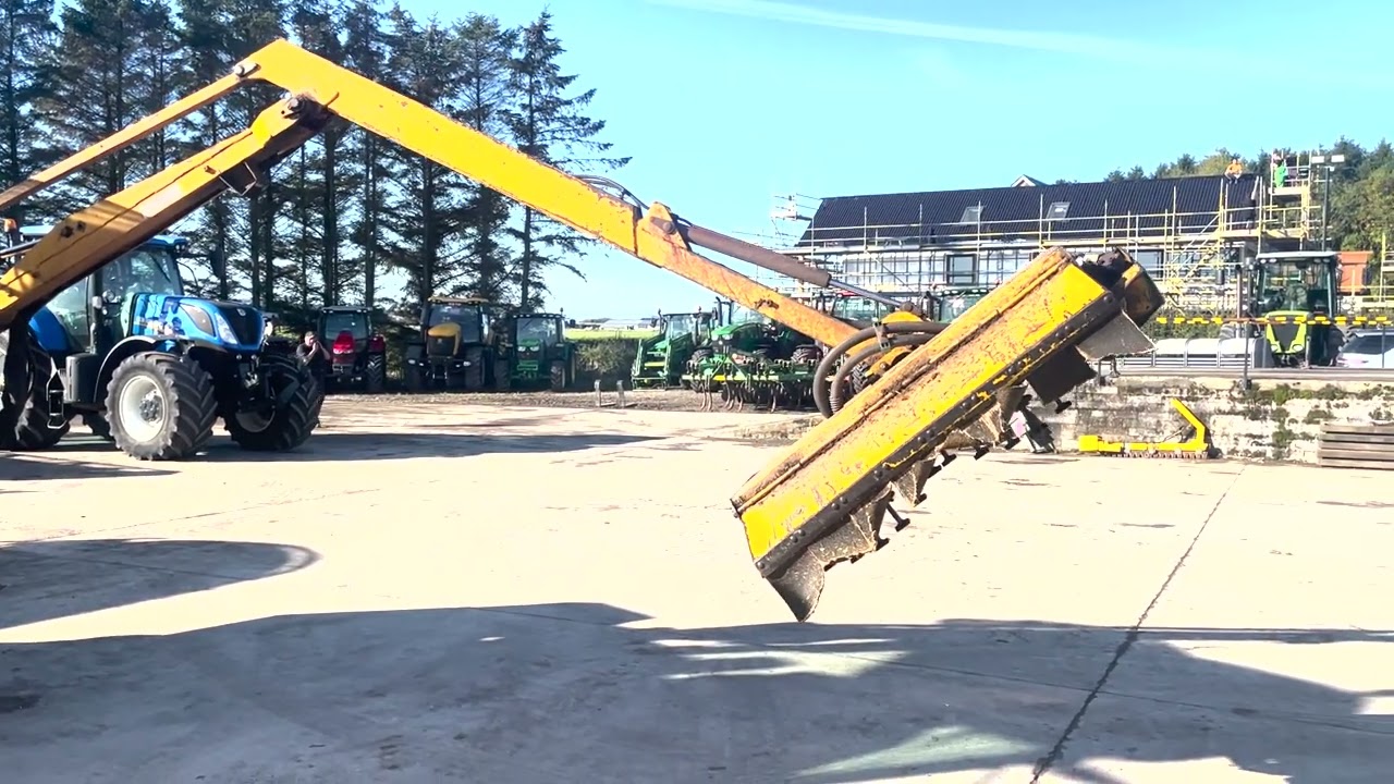 McConnel Hedge Cutter