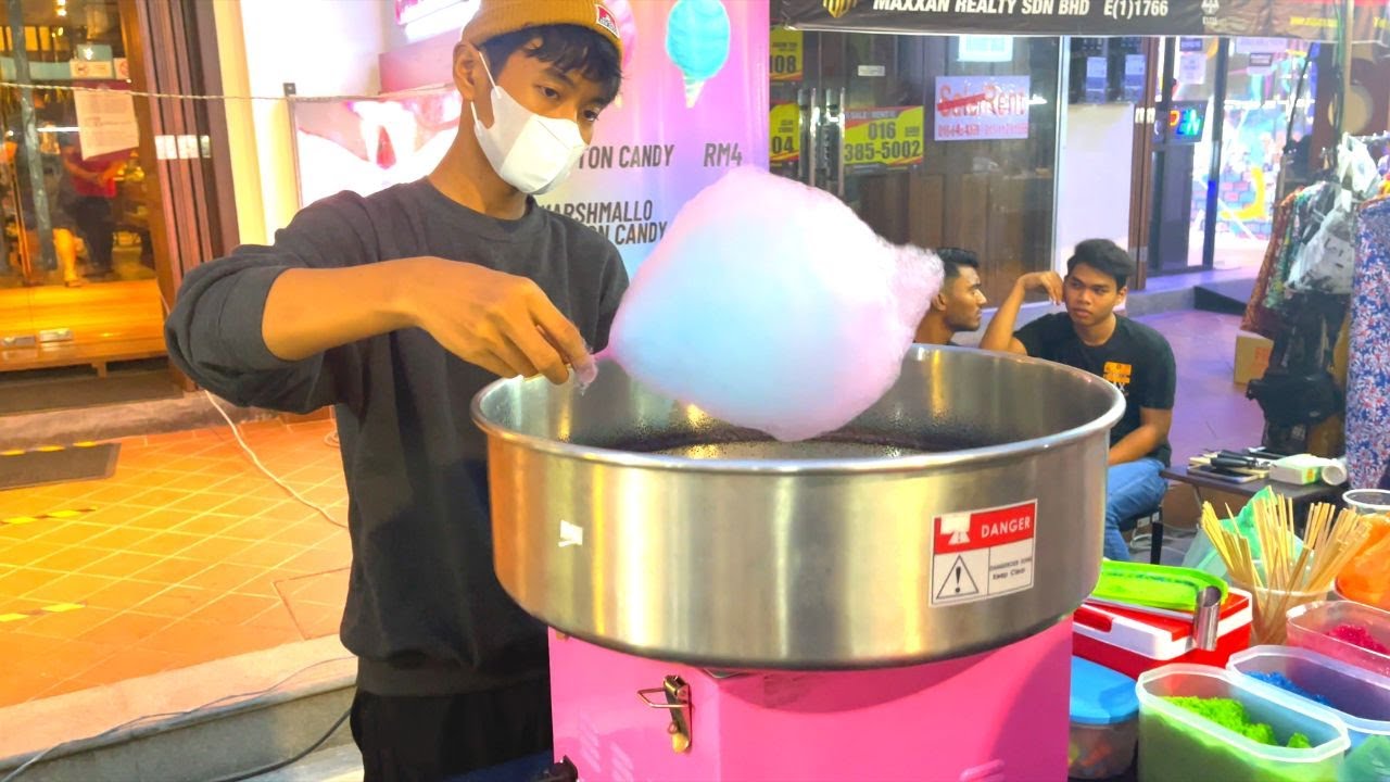 Cotton Candy | Candy Floss | Jonker Street Night Market Melaka Malaysia