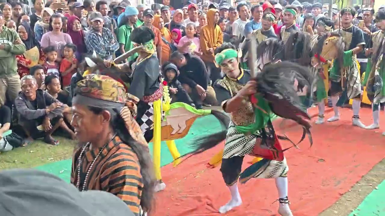 Balad 3  SATRIA JATI BUDAYA 🤍❤ Live Slarang Kesugihan Cilacap