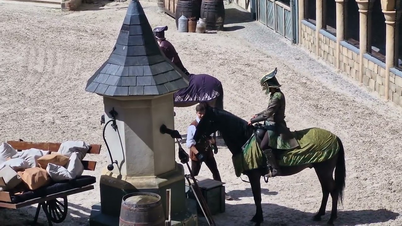 Efteling Ravenlijn show