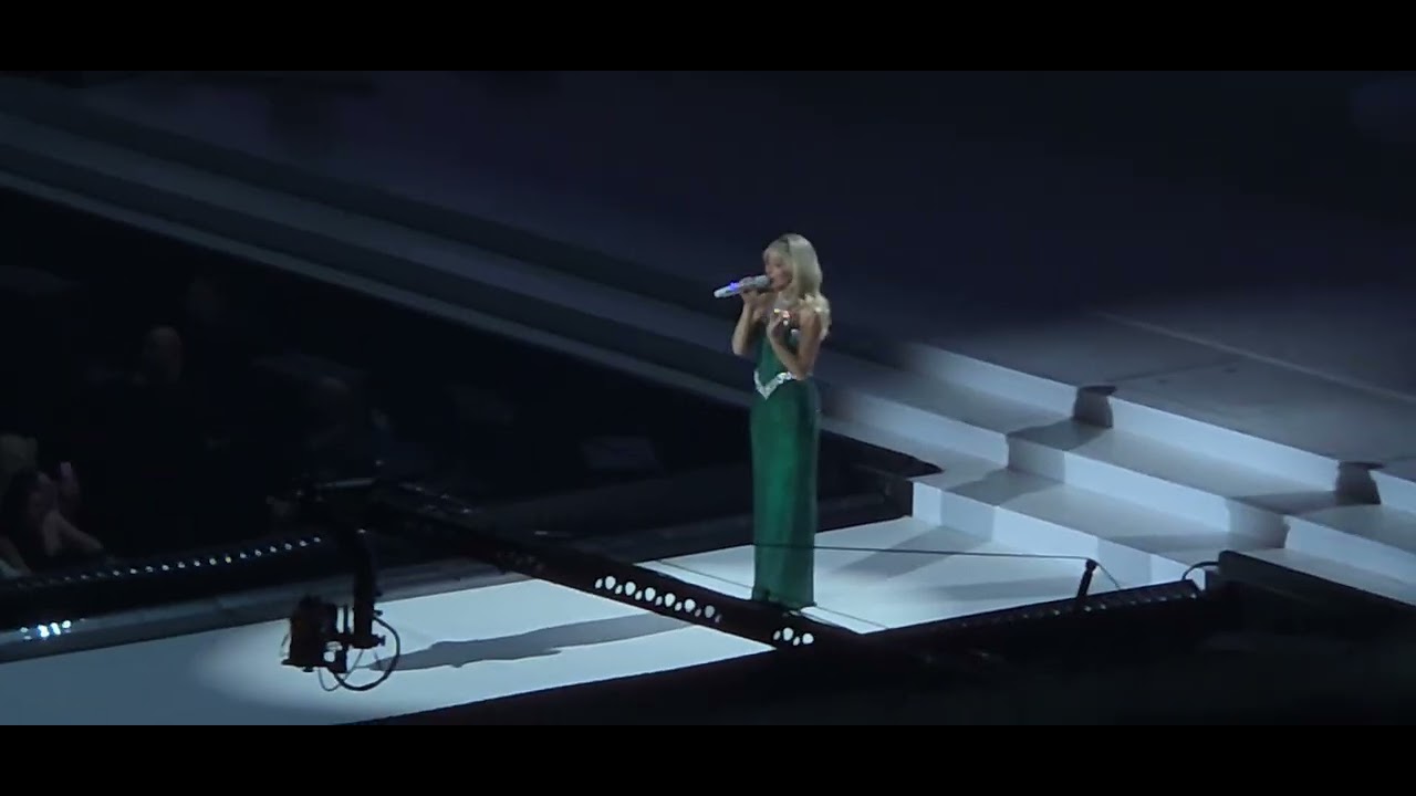 Sabrina Carpenter Live 11/1/2025 - Interlude before Juno