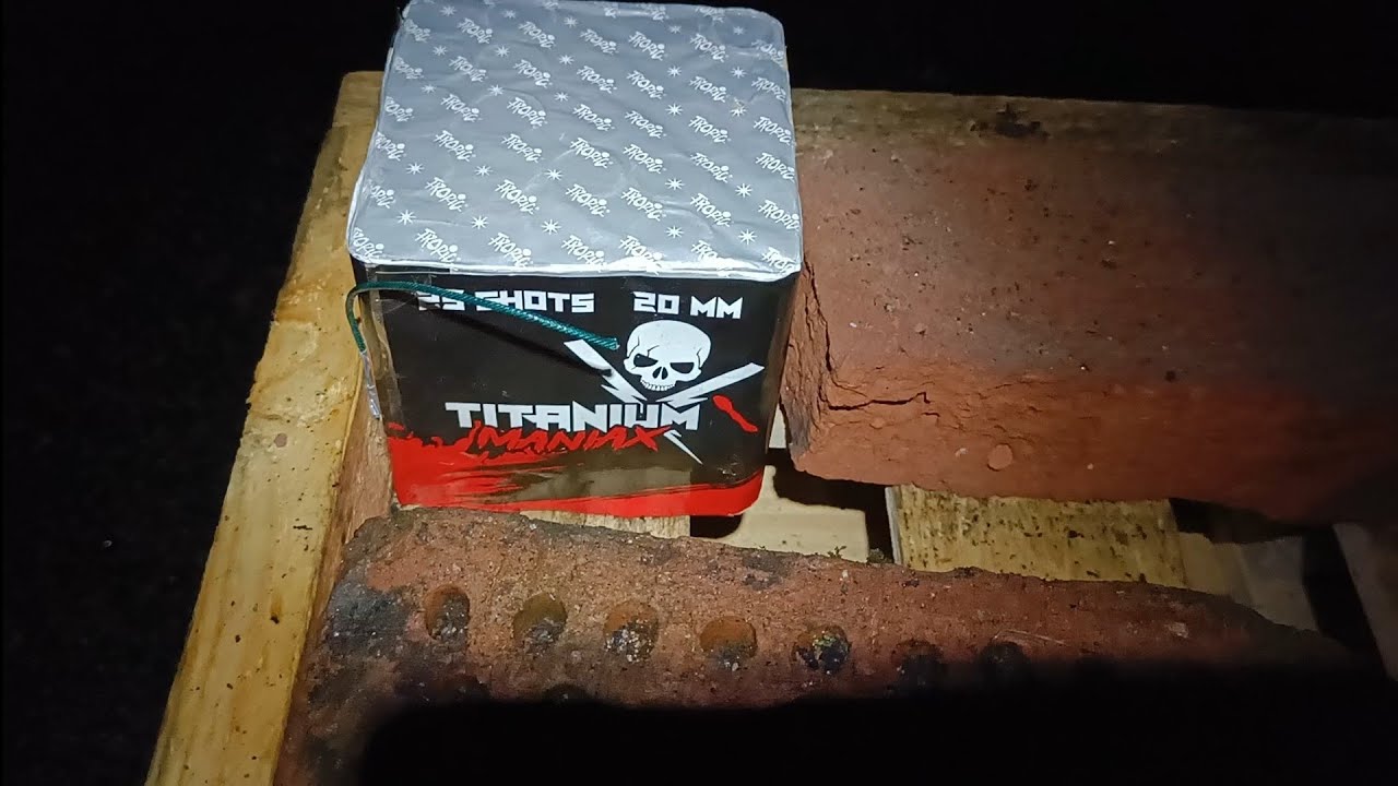Titanium Maniax Tropic Venetsialaiset 2024