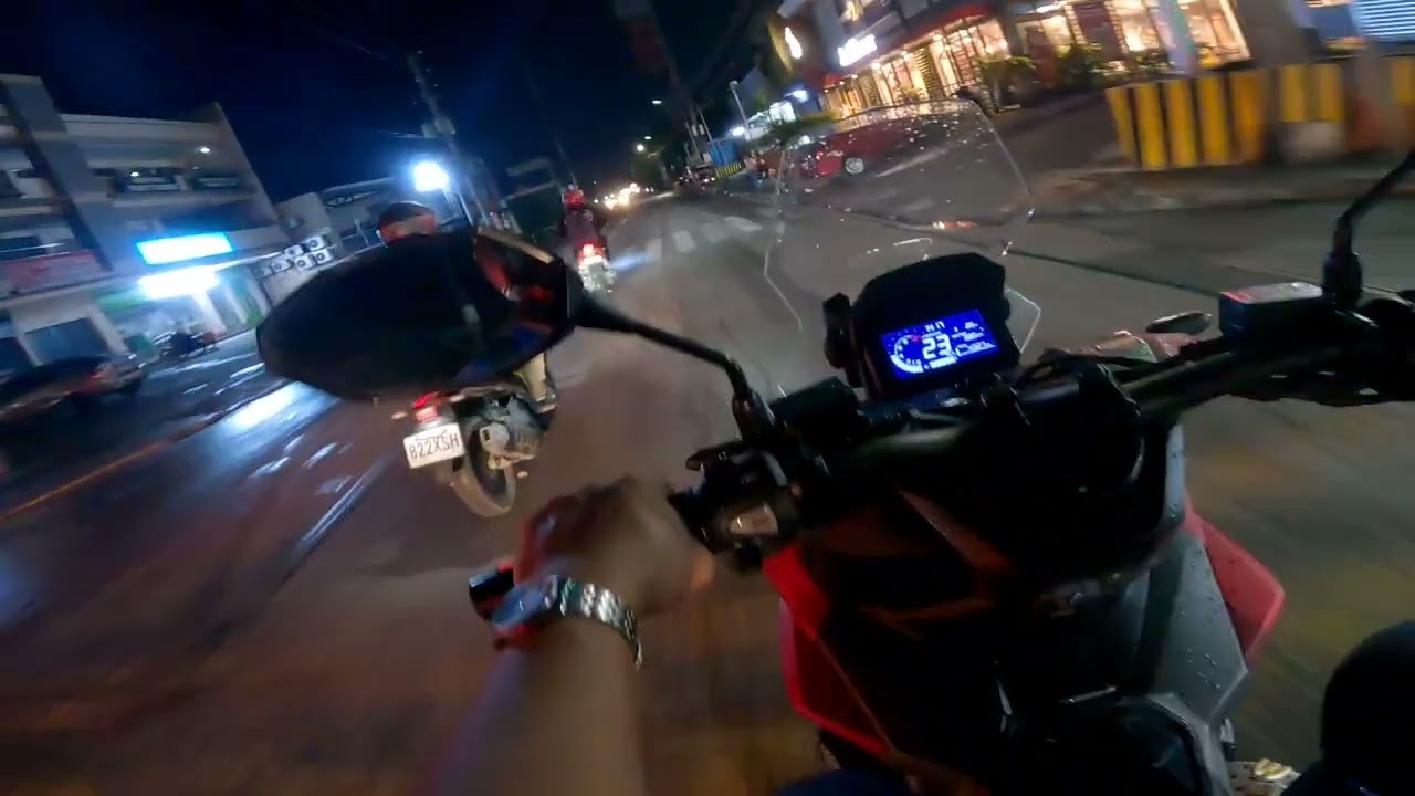 Riding motorcycle in philippines, Muntik na naging kwento si idol,