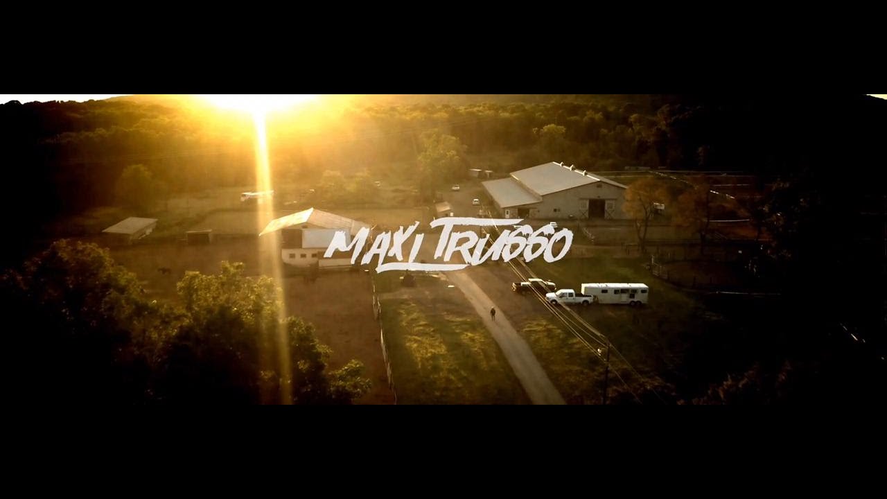 Red and Cross - Maxi Trusso (official music video)
