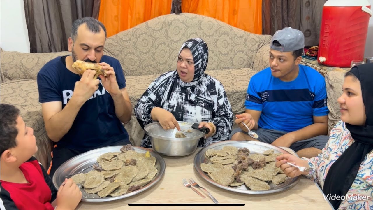 ام جني هو احمد قلب علي ام جني بس بصراحه انا فرحانه قوي من تعليقاتكم الجميله ربنا يبارك فيكم يااخواتي