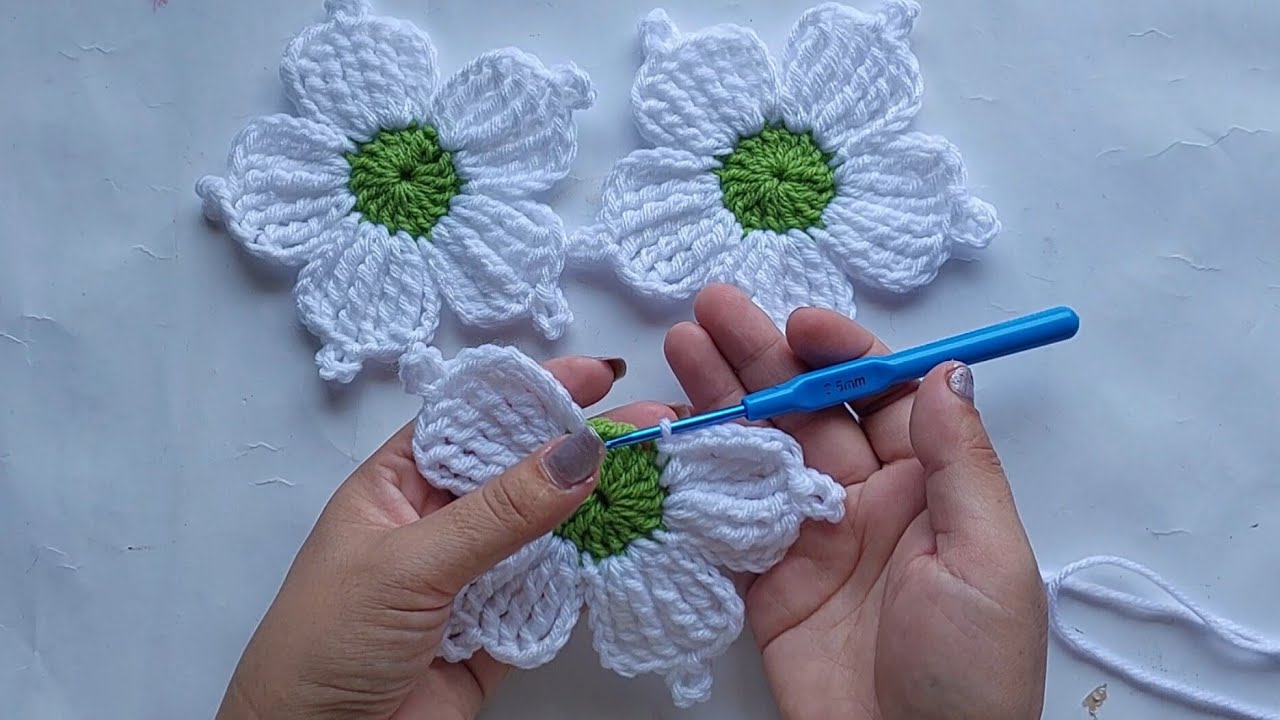 Beautiful crochet flower for beginners| crochet flower pattern #diy #crochetpatterns #crochet