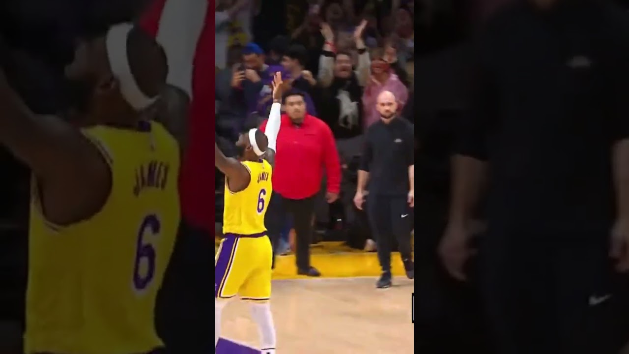 LeBron James BREAKS Kareem&rsquo;s all-time scoring record 😳👑🐐 #lebronjames #nba #highlights