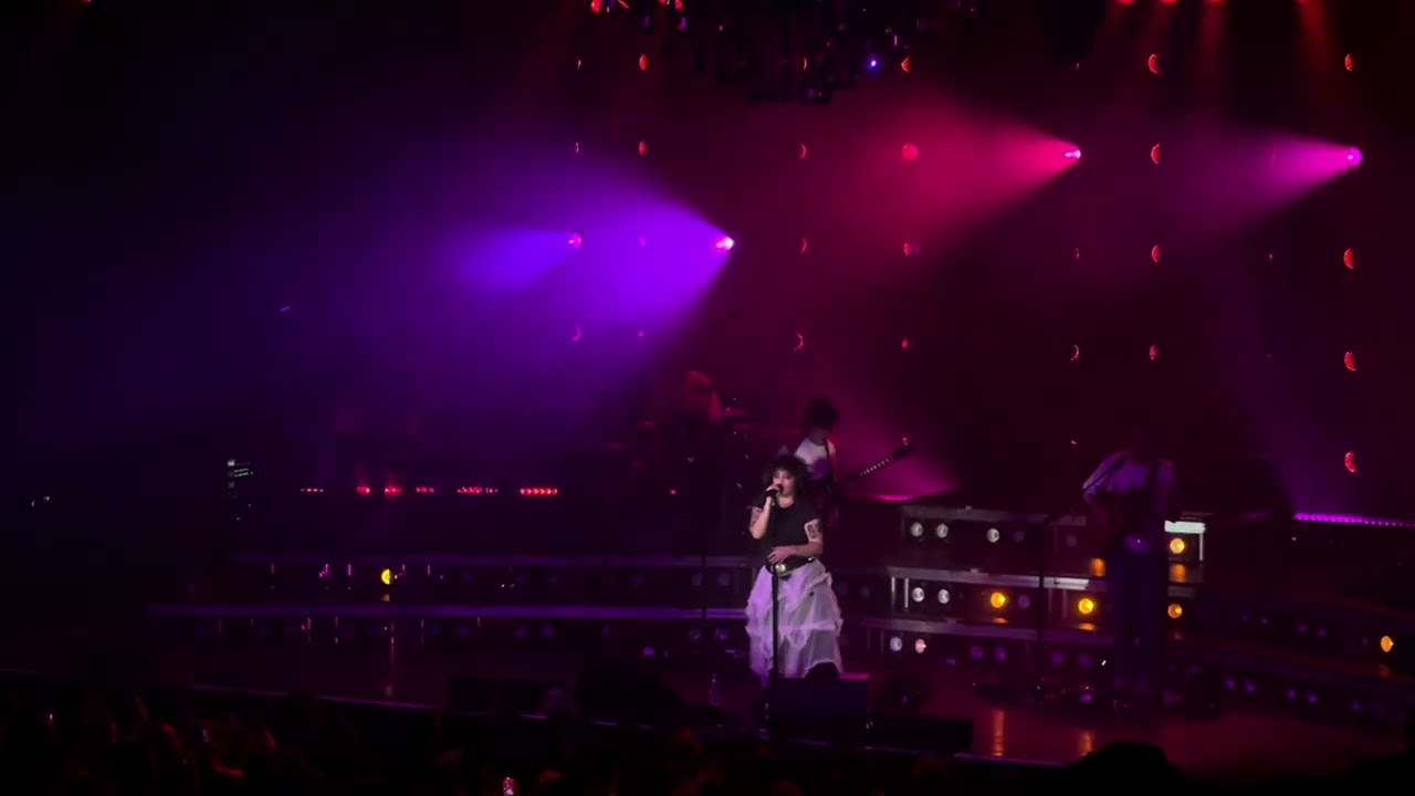 Remi Wolf — Sexy Villain (Live at The Fillmore Philadelphia 09.27.24)