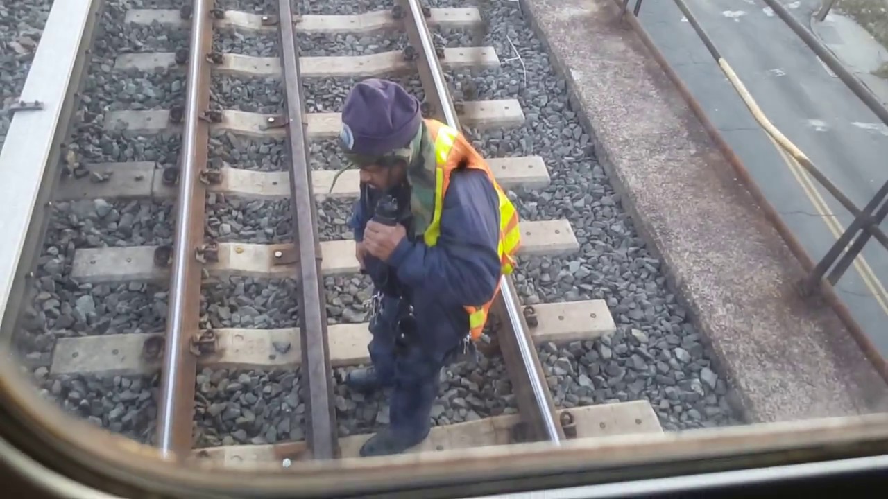 KOG R32 Aqueduct, JFK &  Rockaway Park Bound A Train Emergency Breaks Activated pt.3/7: