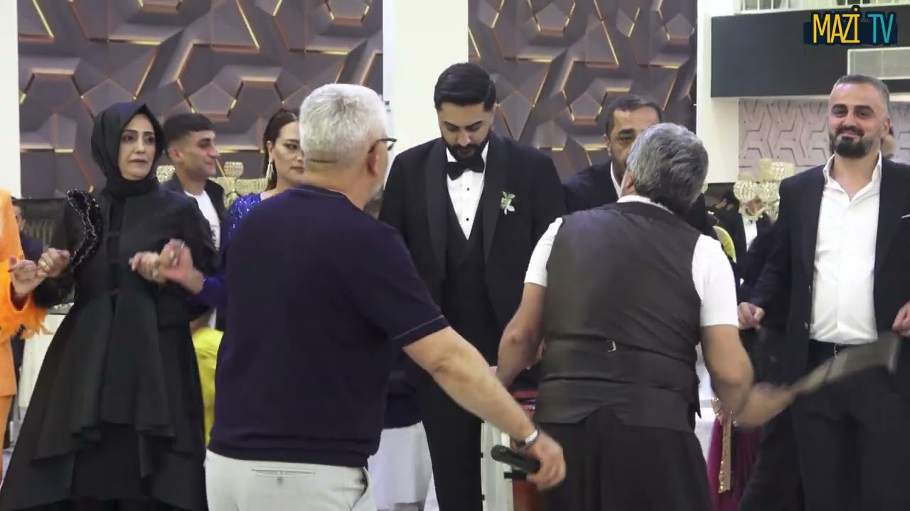 GÜNER & KARLI AİLELERİNİN MUTLU GECESİ MAZİ TV'DE