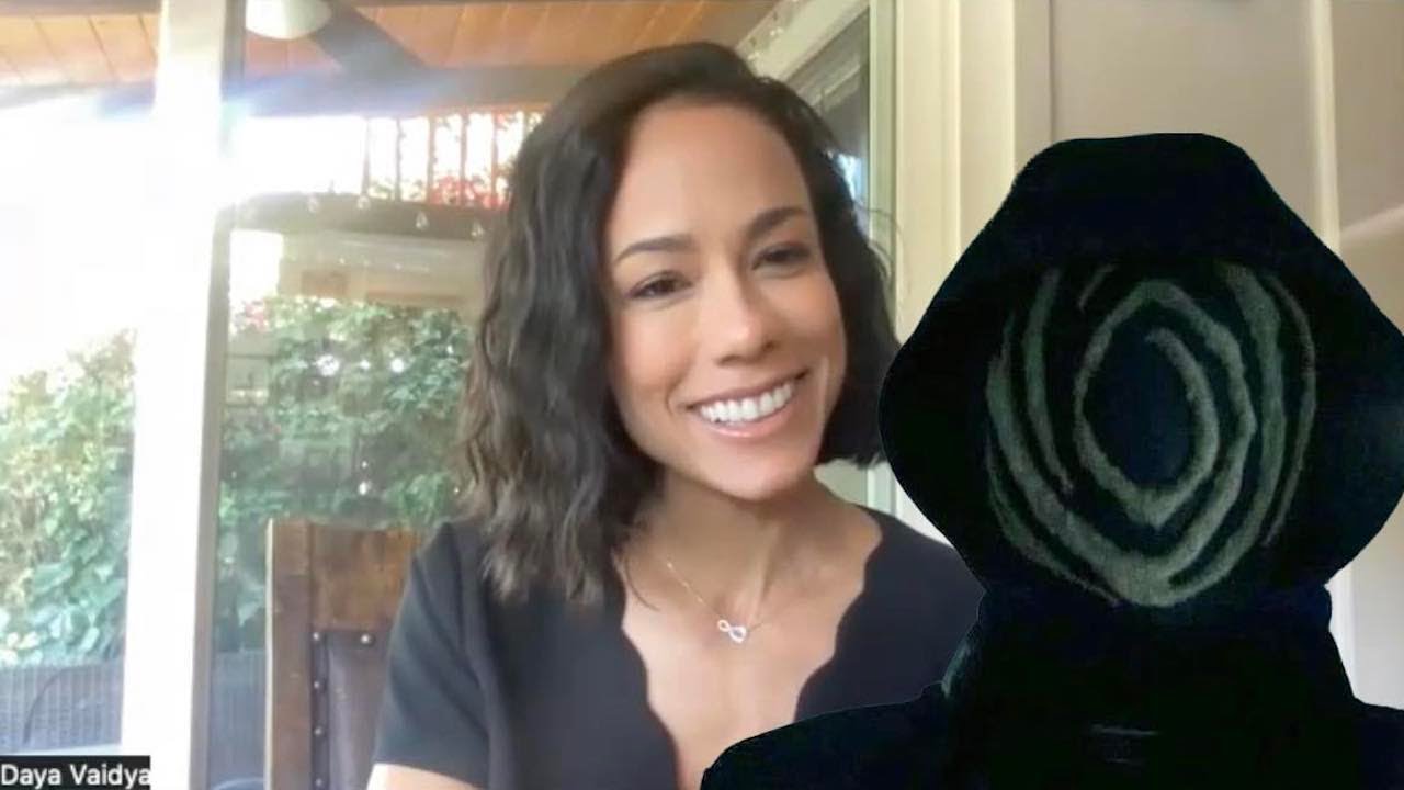 Superman & Lois interview with Daya Vaidya on Onomatopoeia, Tyler Hoechlin, and season 3 finale