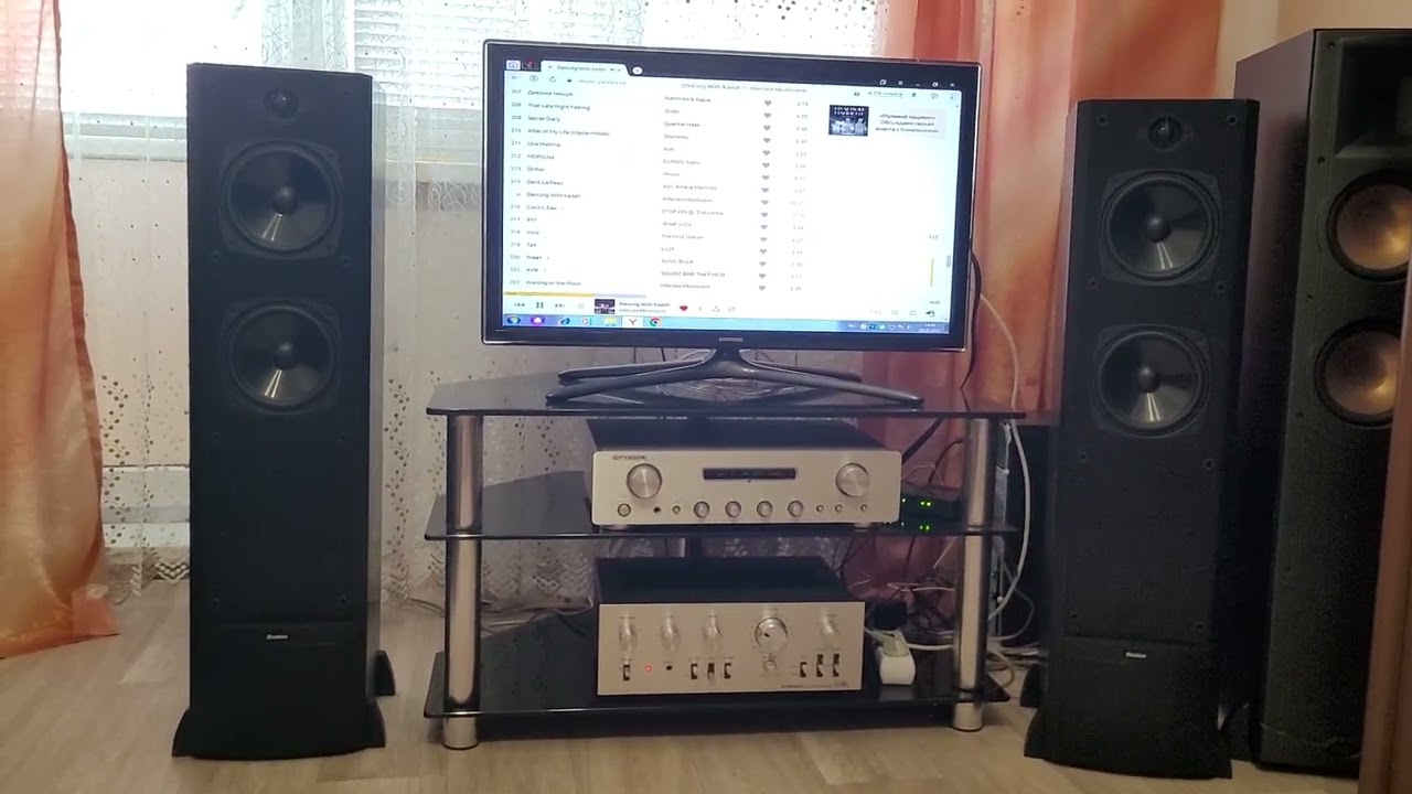 Boston Acoustics VR 1 and Pioneer SA-7500 ll