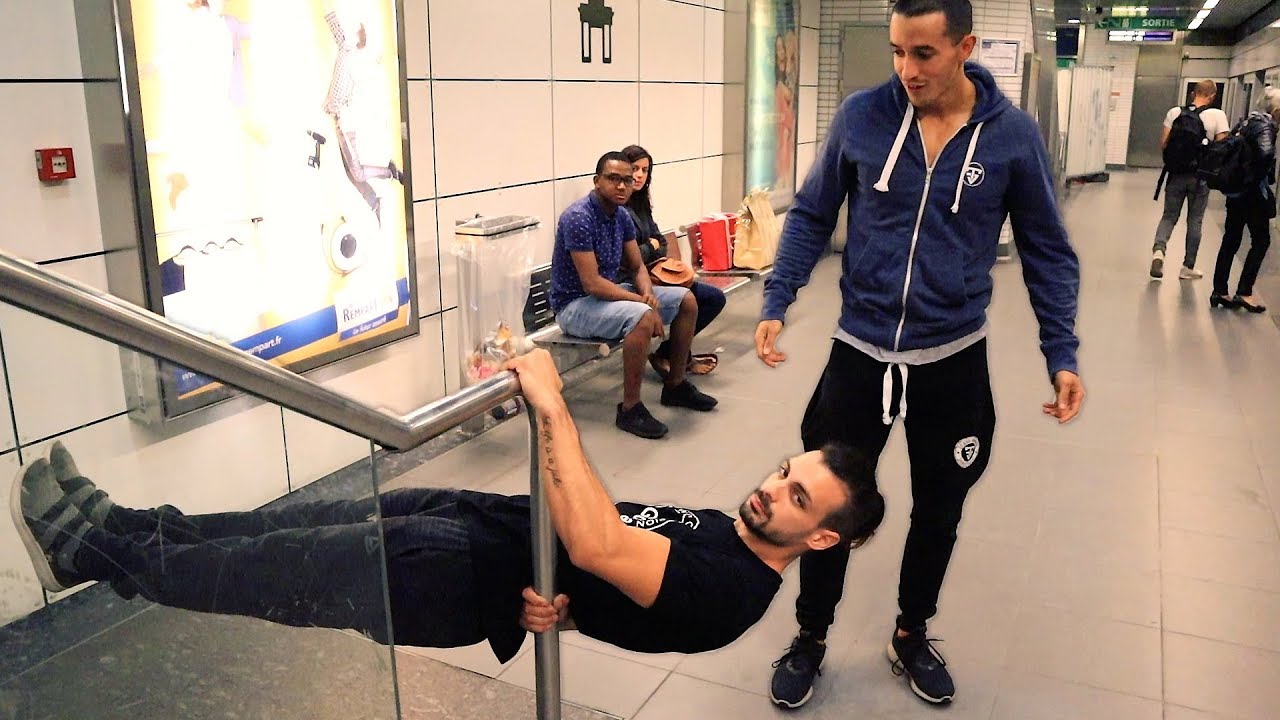 CHOQUÉ PAR LE CHAMPION DU MONDE DE STREET WORKOUT !!