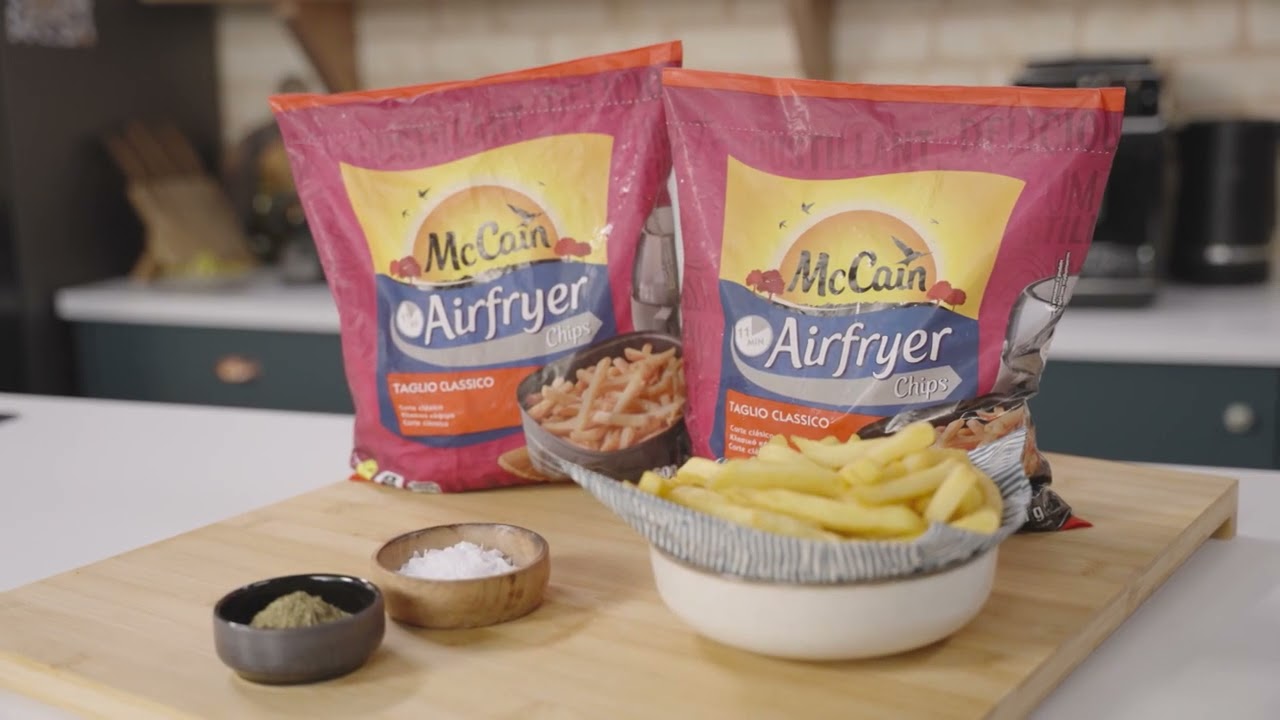 Ο Γαβριήλ Νικολαϊδης μαγειρεύει McCain Airfryer Chips...με άλλον αέρα!