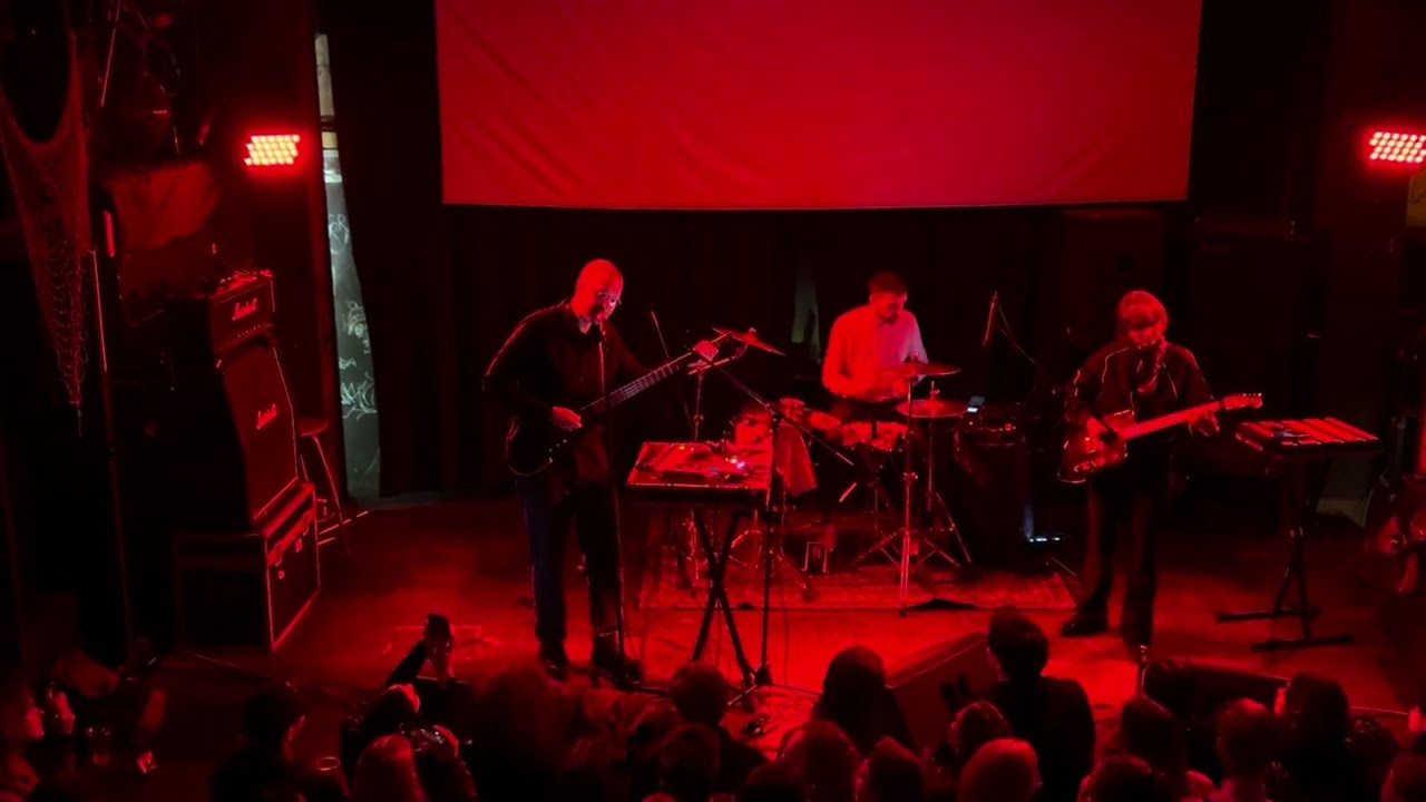 Утро - Незнакомая сила [Cпб, Ласточка, 11.04.2025]