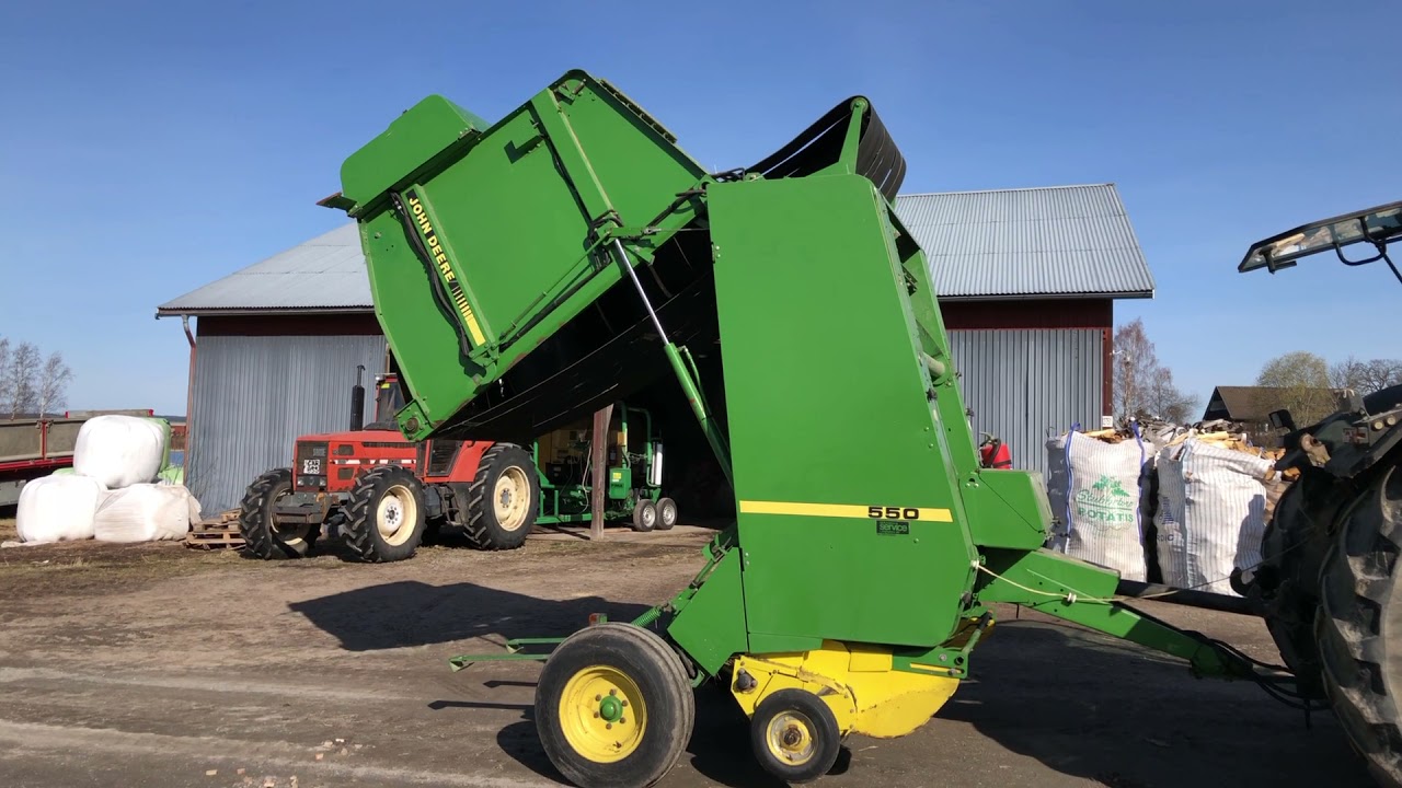 K&ouml;p Balpress John Deere 550 p&aring; Klaravik