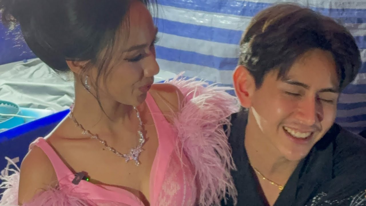 น้องคะนิ้งถือโอกาสสวัสดีปีใหม่แม่แดงและพี่โมท น้ำตาแห่งความดีใจ #คะนิ้งศิริกานต์ #มิสแกรนด์อุดรธานี